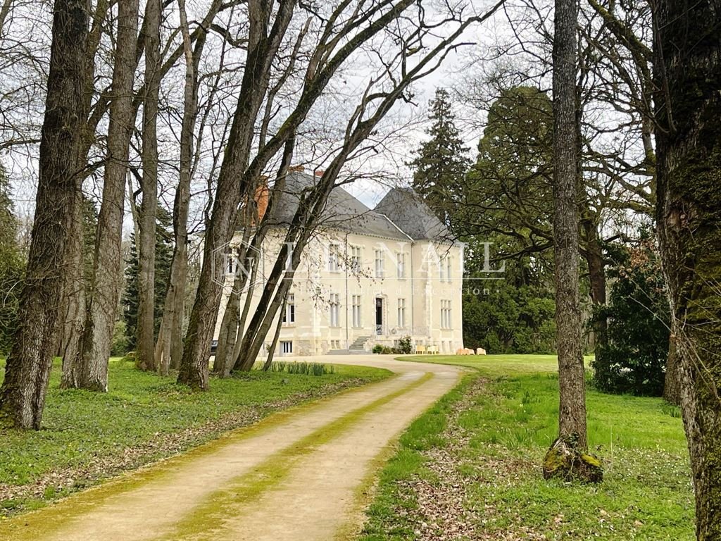 Whispers of Poitou: A Restored 19th-Century Château’s Timeless Grace
