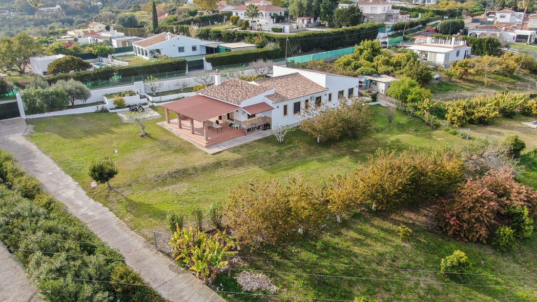 Finca in Estepona, Andalusia, Spain 1 - 13997169