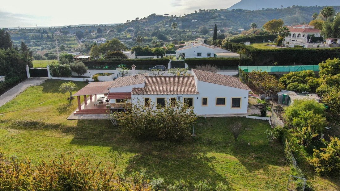 Finca in Estepona, Andalusia, Spain 3 - 13997169
