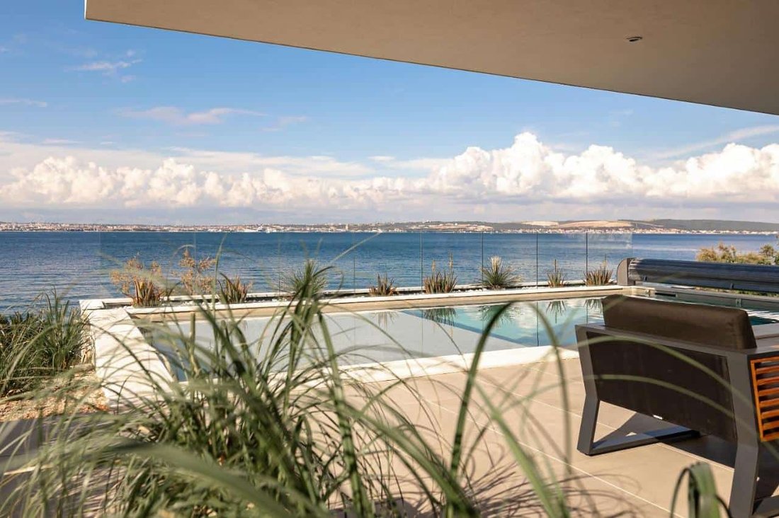 House in Ugljan, Zadar County, Croatia 2 - 13995211