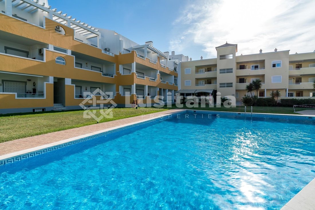 Apartment in Vilamoura, Quarteira, Algarve 1 - 13994320