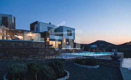 House in Syros, Aegean, Greece 1