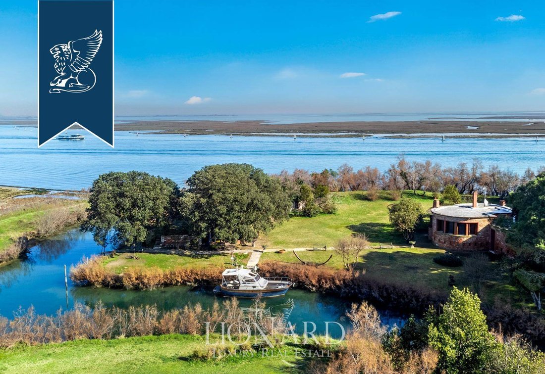 Villa in Burano - Torcello - Mazzorbo, Venice, Italy 2 - 13995369