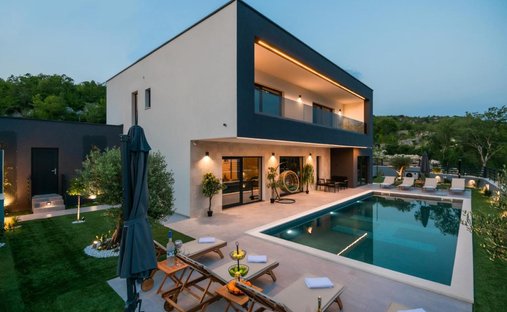 House in Makarska, Split-Dalmatia County, Croatia 1