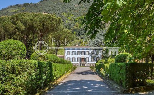 Villa a Camaiore, Toscana, Italia 1