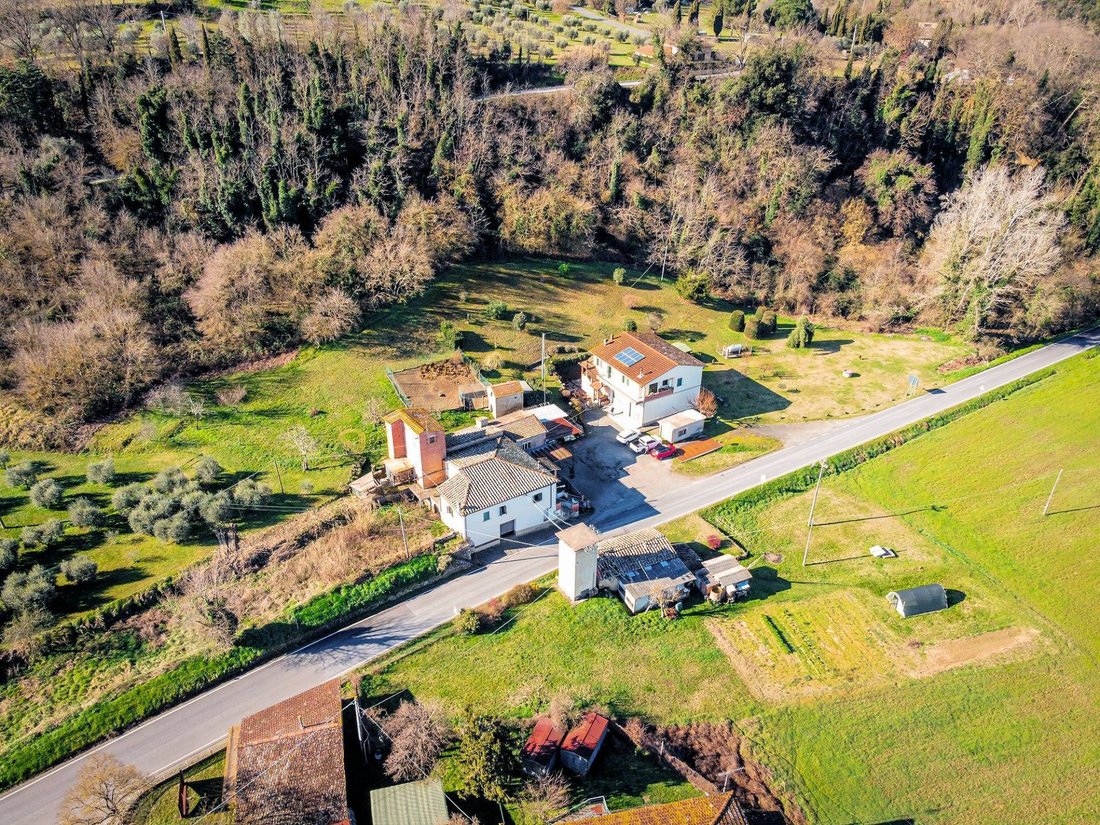 Country House in Volterra, Tuscany, Italy 2 - 13996711