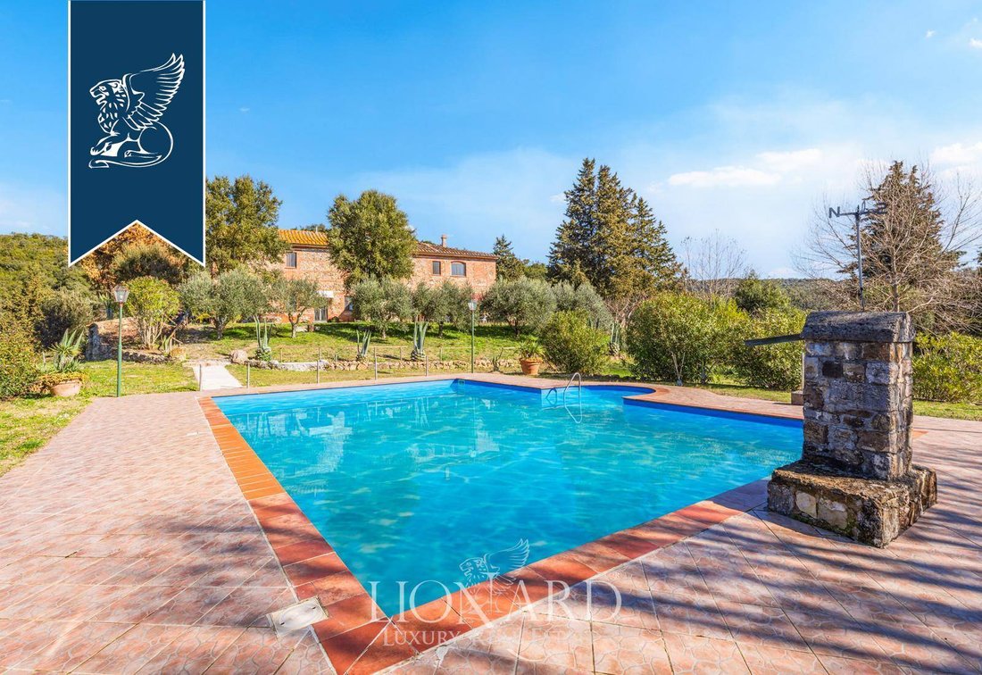 Villa in Civitella Paganico, Tuscany, Italy 1 - 13995374