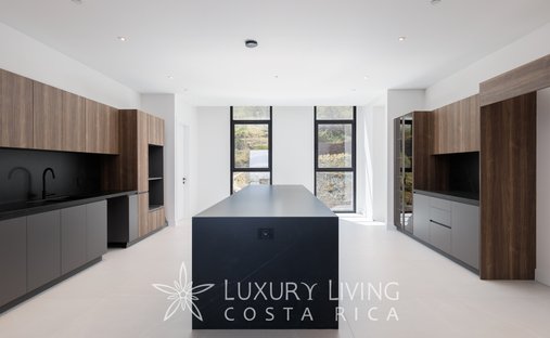 Apartment in Santa Ana, San José Province, Costa Rica 1