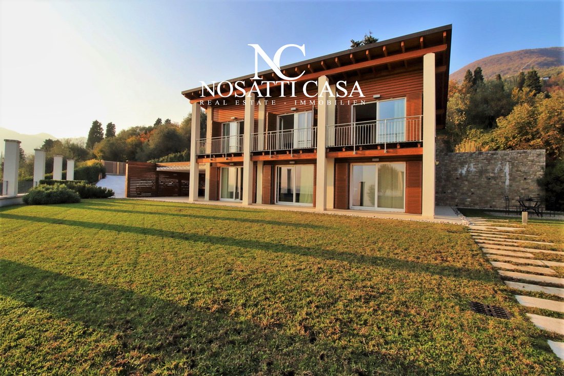 Villa in Gardone Riviera, Lombardy, Italy 4 - 14006087
