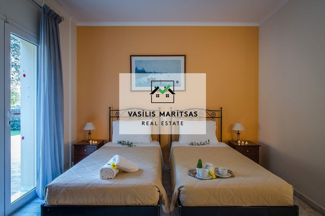 Villa in Corfu, Peloponnese, Western Greece and the Ionian, Greece 2 - 14005675