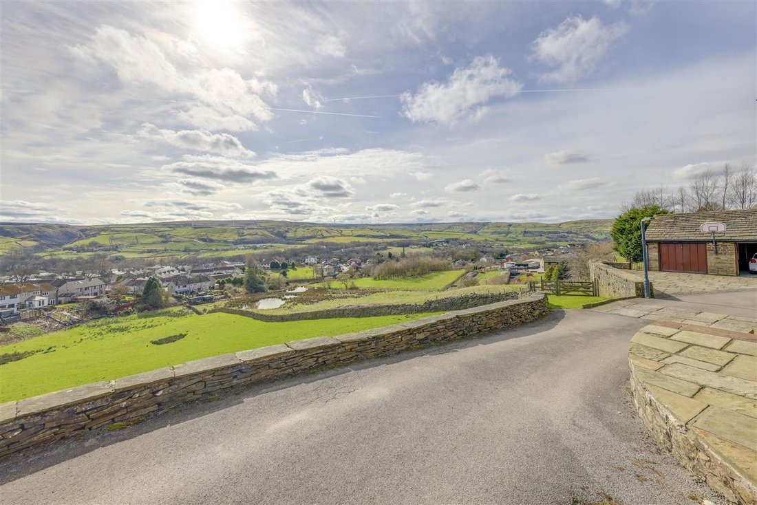 House in Stacksteads, Borough of Rossendale, England 4 - 14004847