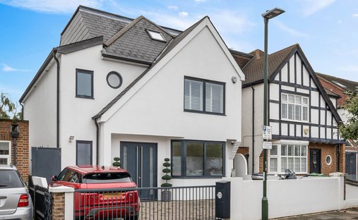 House in Castelnau, Richmond Upon Thames, England 1