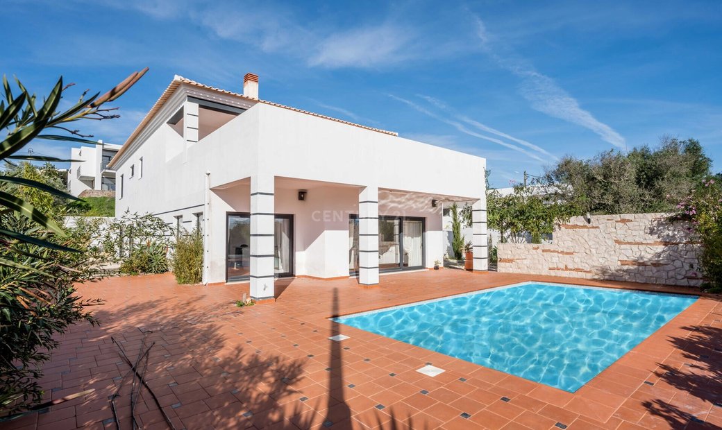 Anuncios por century 21 realty art ii portugal jamesedition
