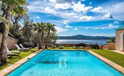 Villa in Grimaud, Provence-Alpes-Côte d'Azur, France 1