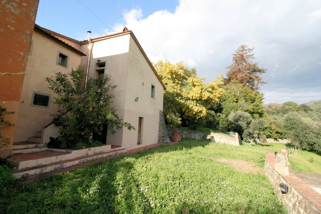 Country House in Lamporecchio, Tuscany, Italy 5 - 14005162