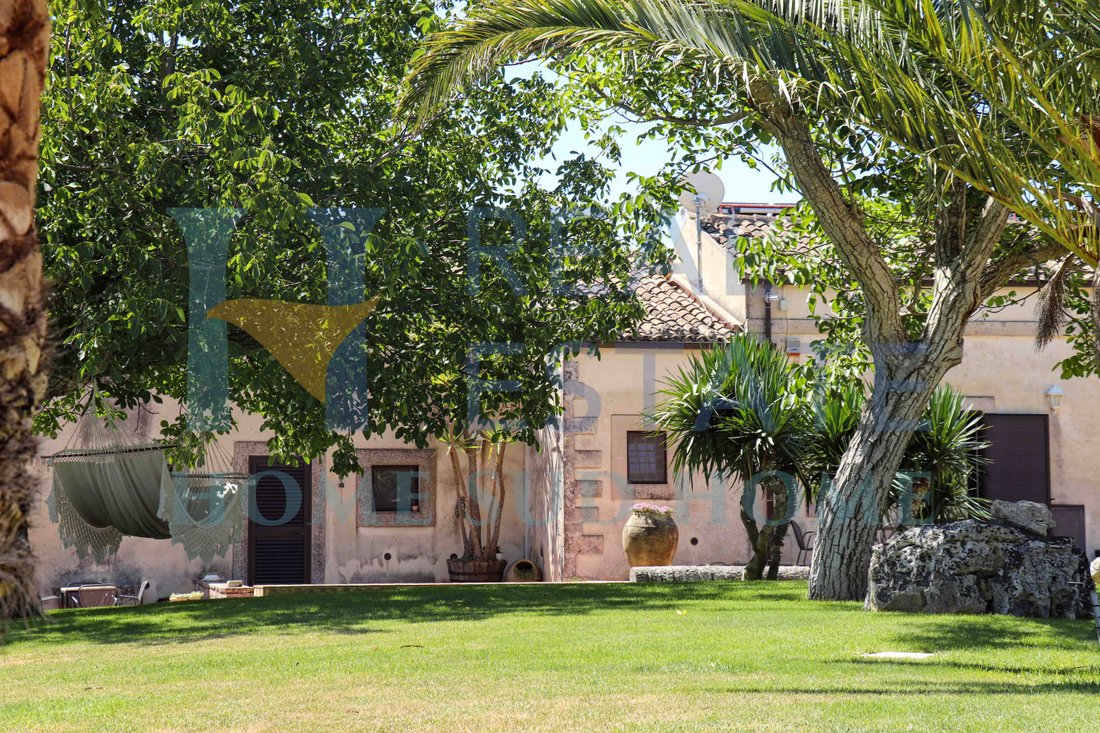 Villa in Center, Noto, Sicily 4 - 14010411