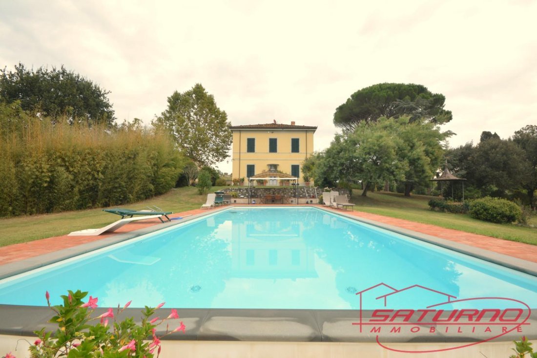 Villa in Area Monte San Quirico - Sant'Alessio, Lucca, Tuscany 1 - 14008552