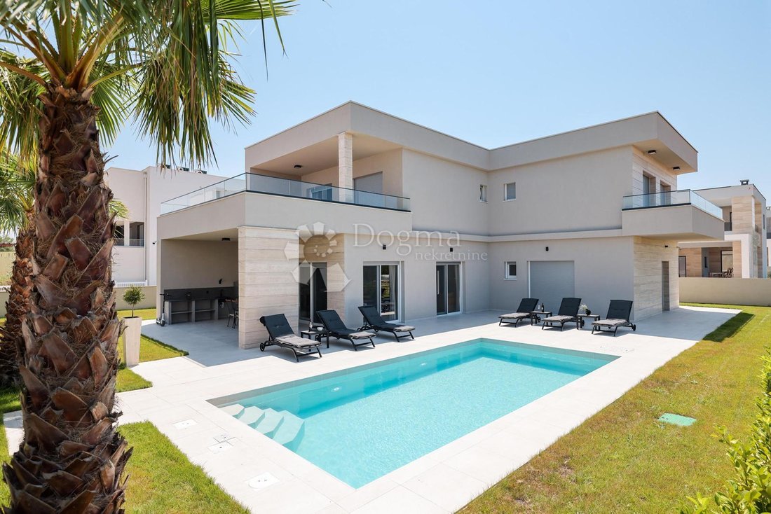 House in Nin, Zadar County, Croatia 1 - 14007620