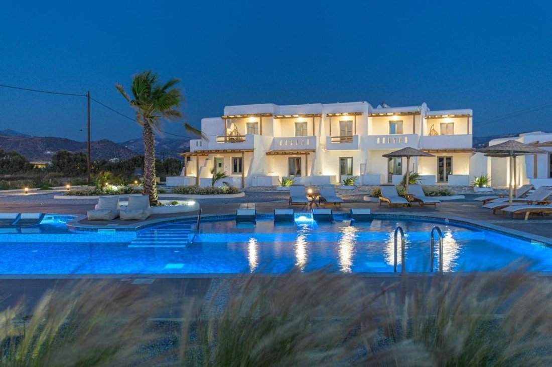 Villa in Naxos, Aegean, Greece 2 - 14010453