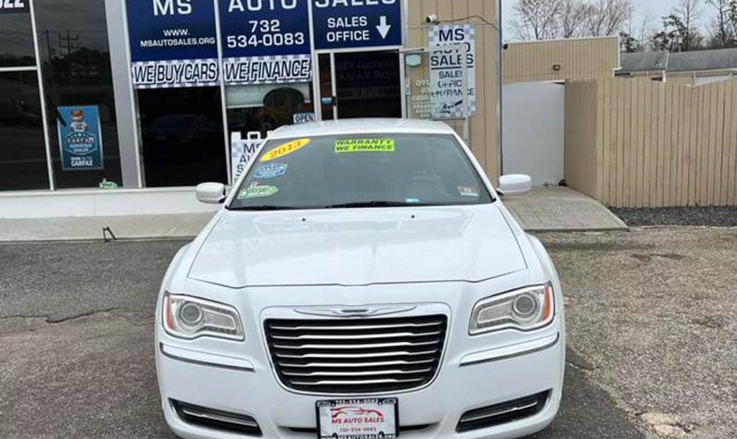 2013 Chrysler 300 In Lakewood, Nj, United States For Sale (14002984)