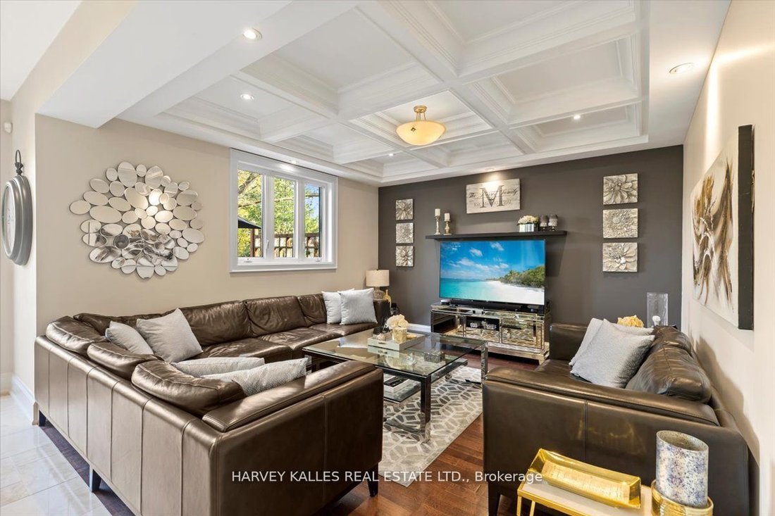 Exquisite Custom Home In Old Meadowvale Village In Mississauga, Ontario