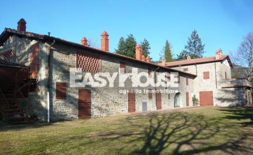 Country House in Loro Ciuffenna, Tuscany, Italy 1