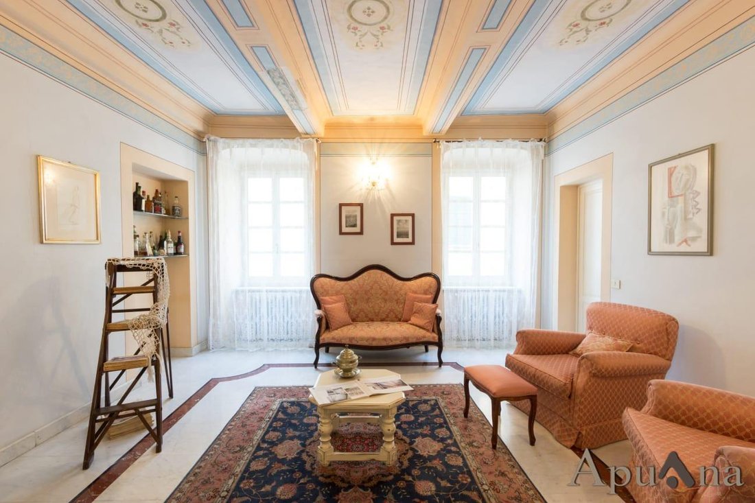 Apartment in Center, Massa, Italy 2 - 14012575