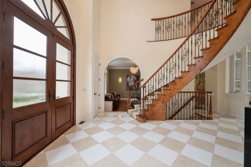 House in Livingston, New Jersey, United States 5 - 14019110