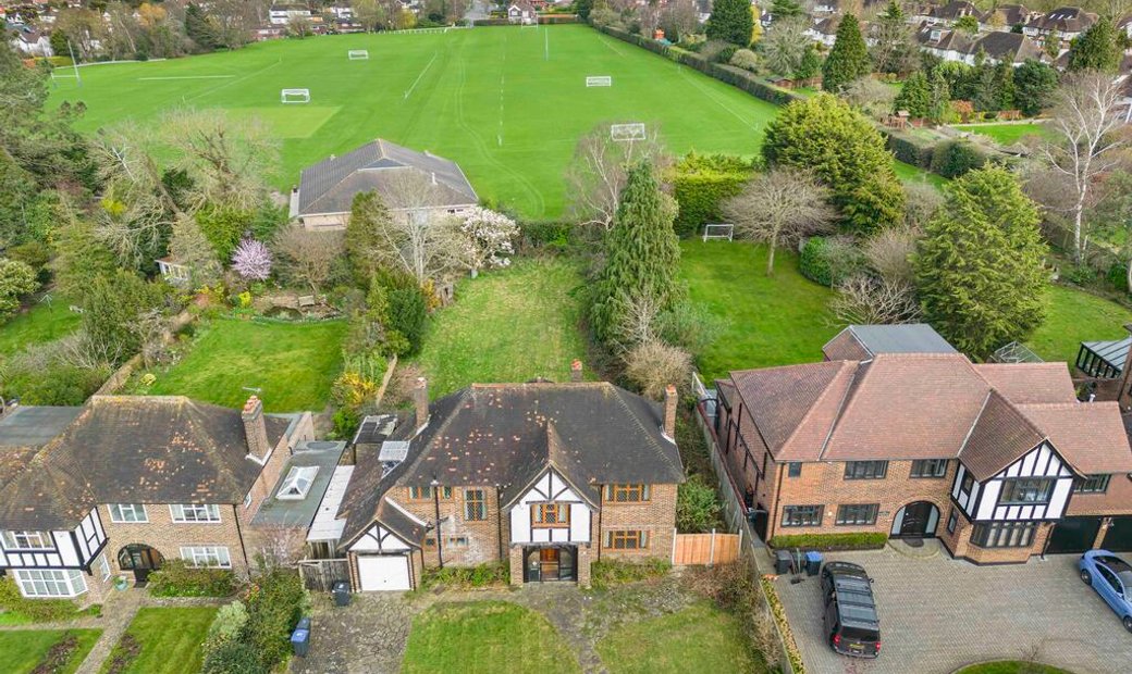 A Rare, Unmodernised Gem In Croydon's In Croydon, England, United