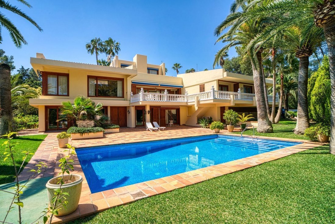Villa in Son Vida, Palma, Balearic Islands 2 - 14017059