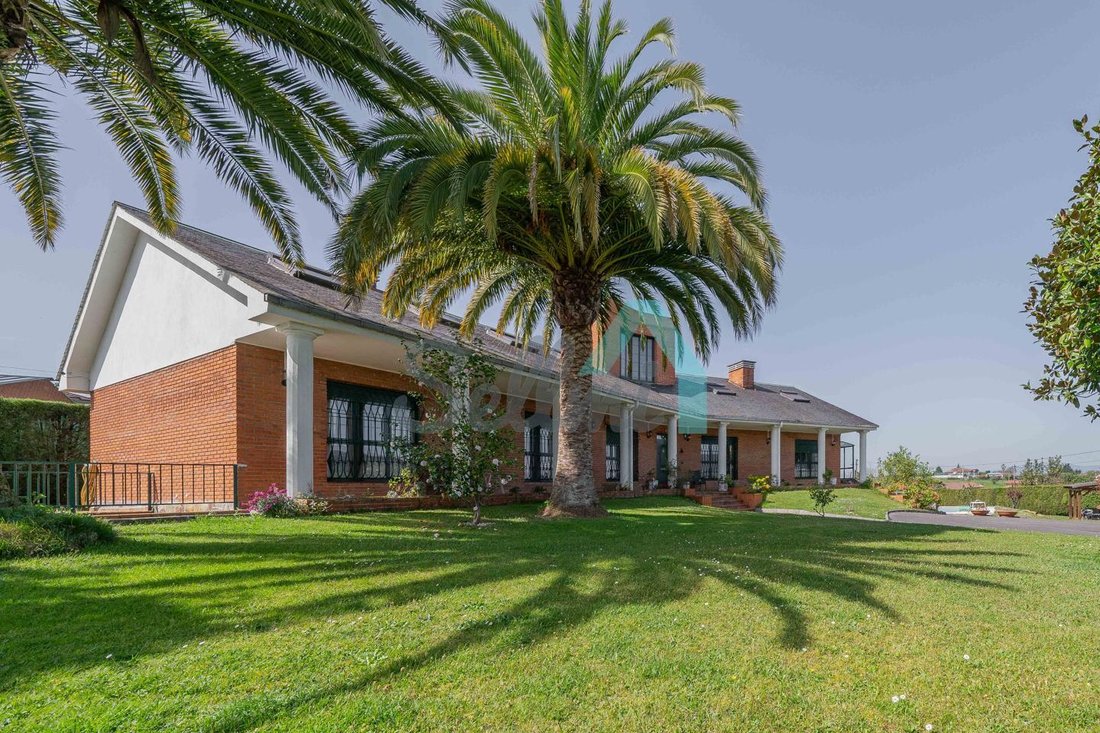 Villa in Oviedo, Asturias, Spain 2 - 14015449