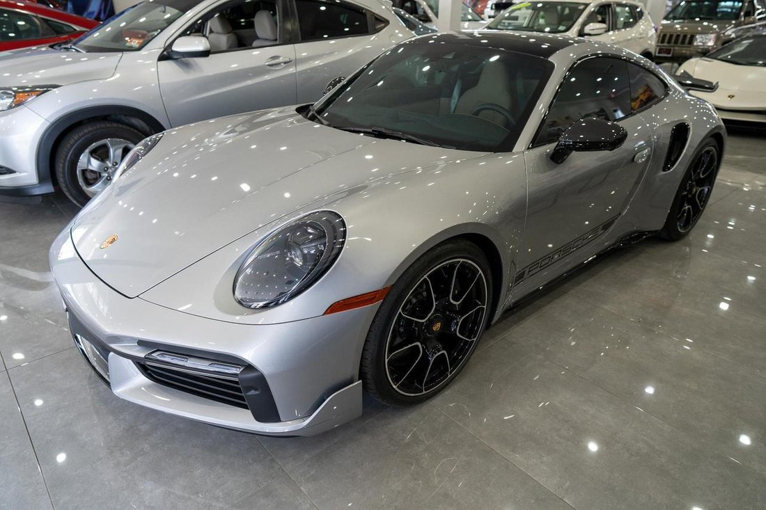 Coupe in Edgewater, NJ, United States 2 - 14018151