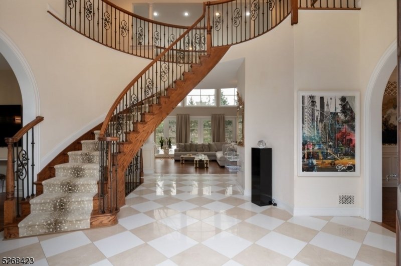 House in Livingston, New Jersey, United States 4 - 14019110