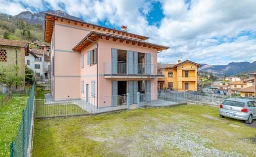Estate in Menaggio, Lombardy, Italy 1