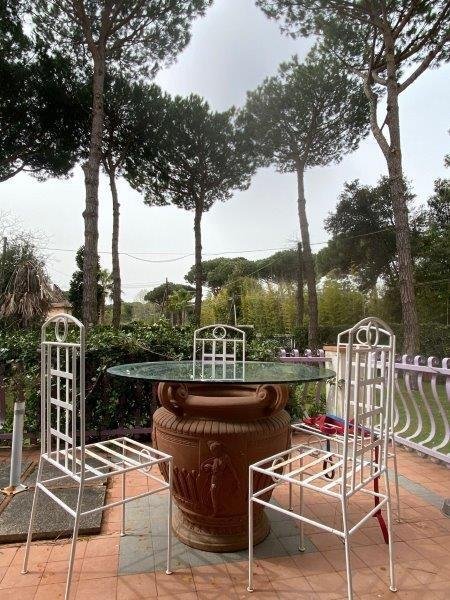 Townhouse in Ronchi, Massa, Italy 1 - 14025375