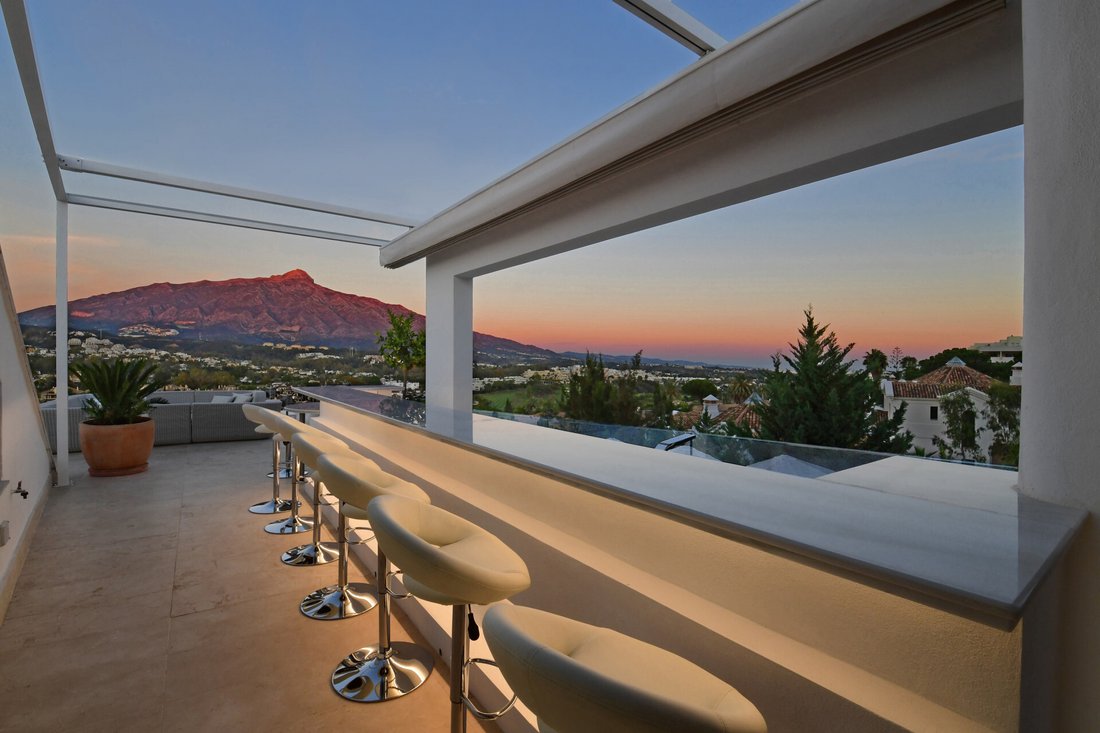 Villa in Nueva Andalucia, Marbella, Spain 1 - 14024037