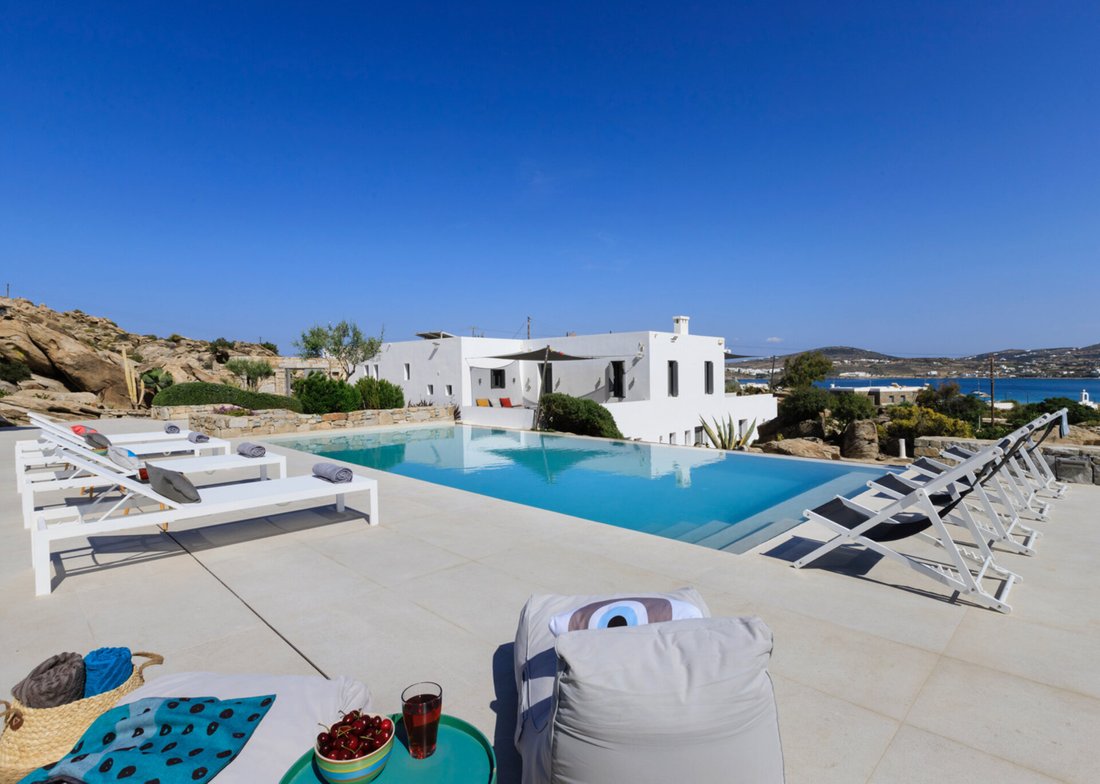 Villa in Paros, Aegean, Greece 1 - 14026006