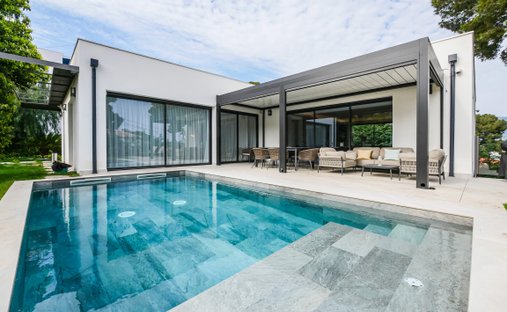 Villa in Cap Martin, Roquebrune-Cap-Martin, France 1