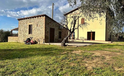 Country House in San Luigi-Capannino-Corti Nuove, Follonica, Tuscany 1