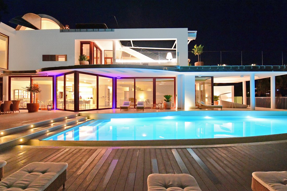 Villa in Nueva Andalucia, Marbella, Spain 2 - 14024037