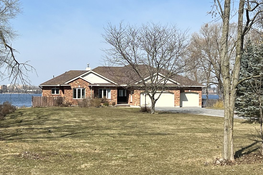 Bay Of Quinte Waterfront In Prince Edward, Ontario, Canada For Sale
