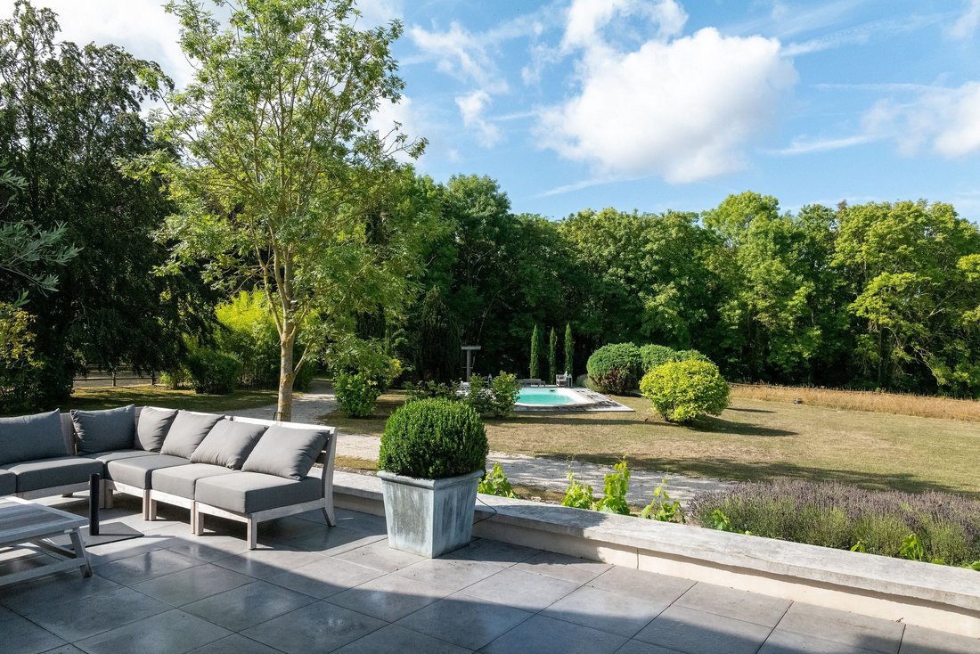 Villa in Bailly, Île-de-France, France 3 - 14025542