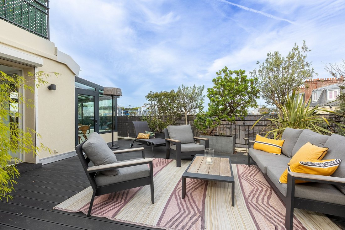 Apartment in Bois de Boulogne, Paris 16e Arrondissement, Paris 1 - 14025624