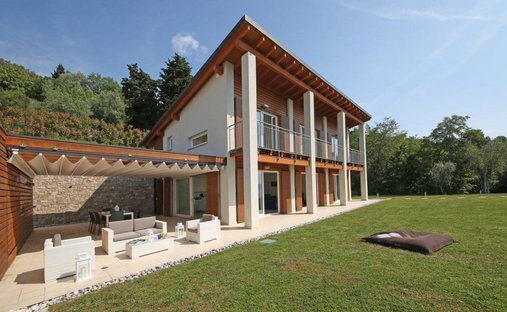 Villa a Gardone Riviera, Lombardia, Italia 1