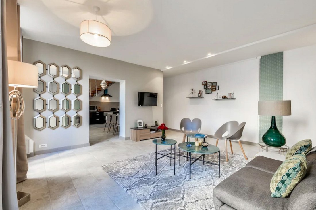 Apartment in Hoche-Friedland, Paris 8e Arrondissement, Paris 3 - 14025776