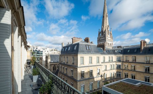Apartment in Triangle d'Or, Paris 8e Arrondissement, Paris 1