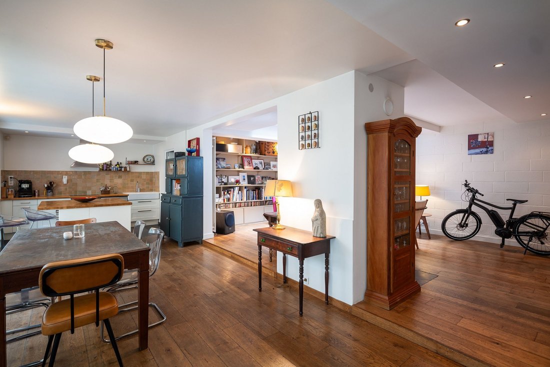 House in Paris, Île-de-France, France 4 - 14025539