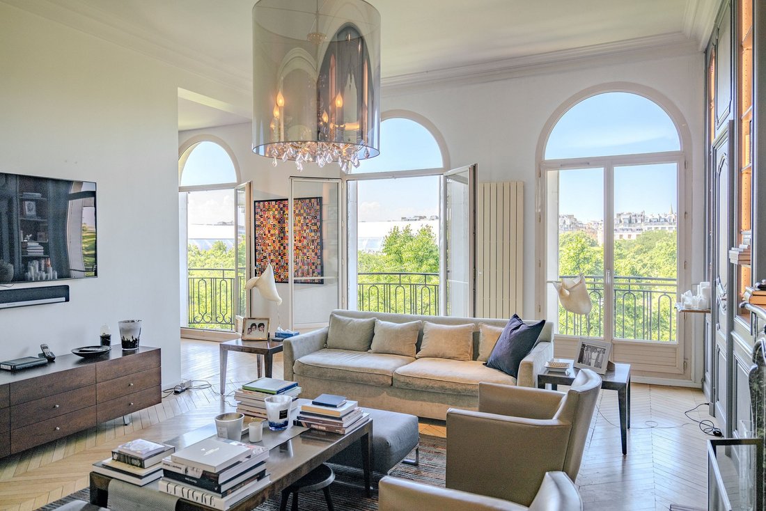 Apartment in Gros Caillou, Paris 7e Arrondissement, Paris 4 - 14025533