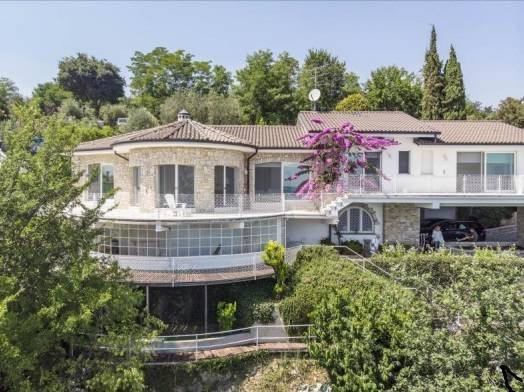 Villa in Manerba del Garda, Lombardy, Italy 2 - 14025427