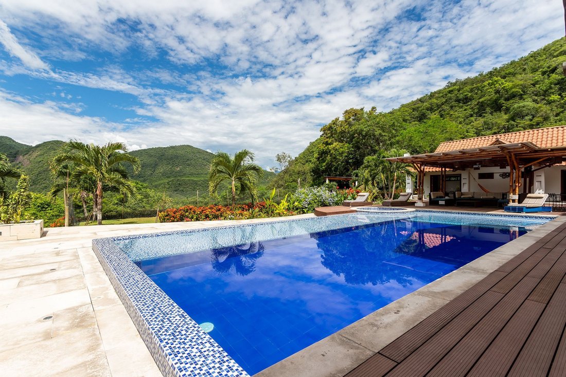 Villa in Apulo, Apulo, Colombia 1 - 14025409